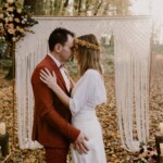 Les mariés tête à tête.